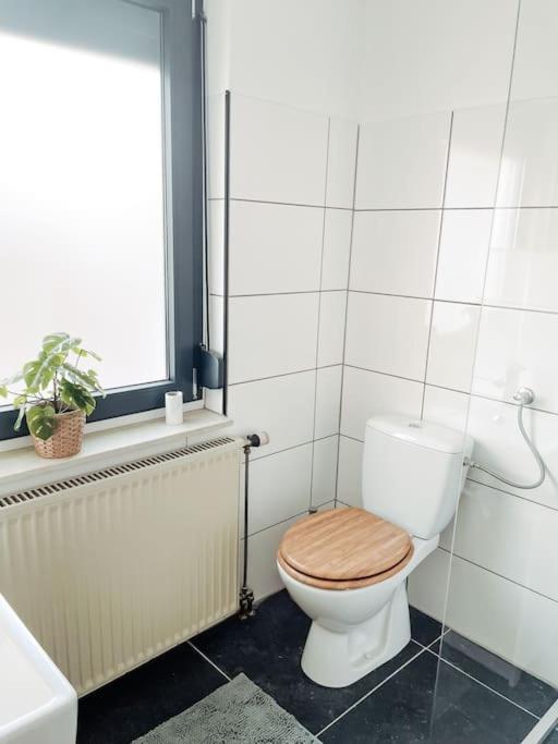 *Top*+Allgaeu*Familie*Netflix*Mit Garten & *Ps4* Kaufbeuren Extérieur photo